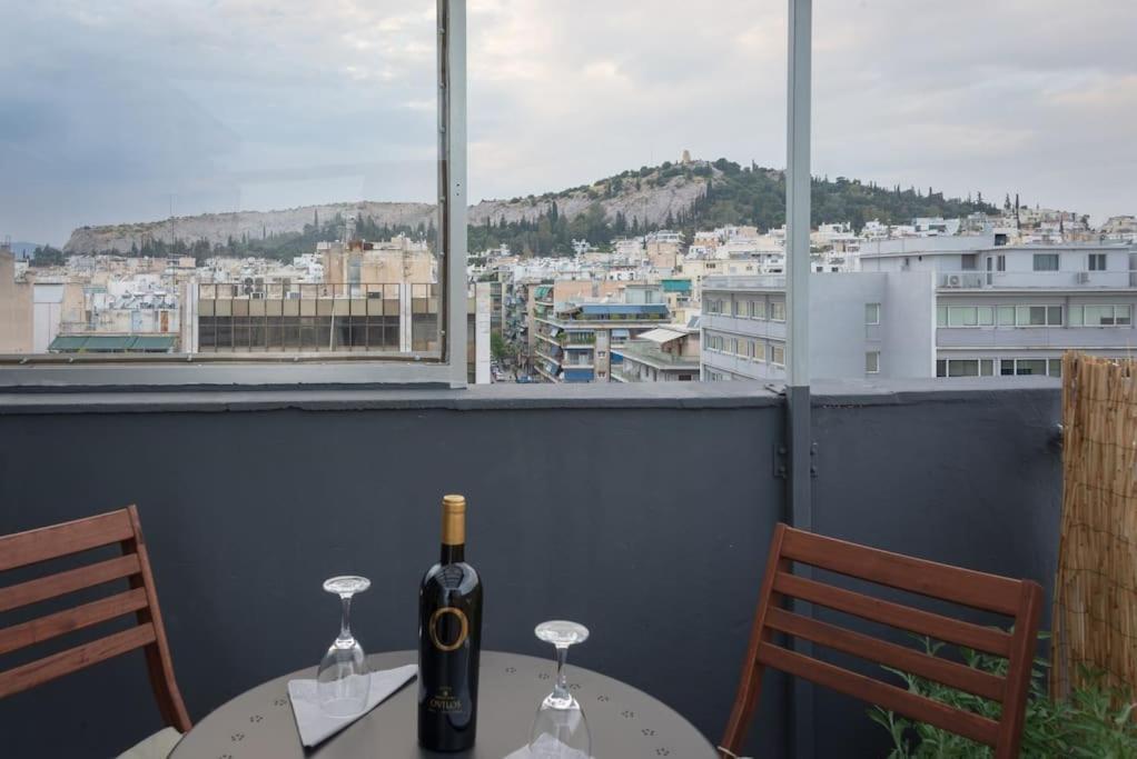 Nest With Terrace, Acropolis View